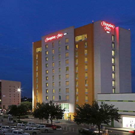 Отель Hampton By Hilton Reynosa Zona Industrial Экстерьер фото